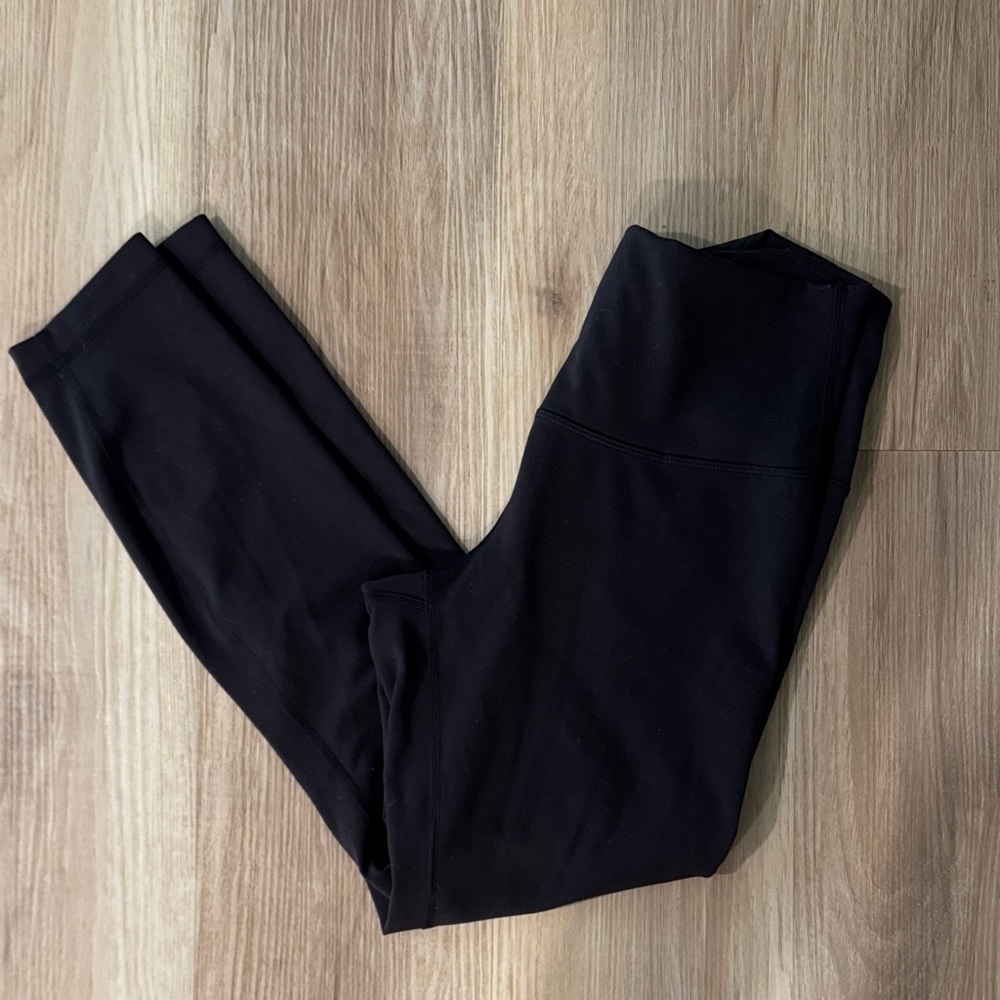 LULULEMON Black High-Waist Leggings, Size 8. EUC.
